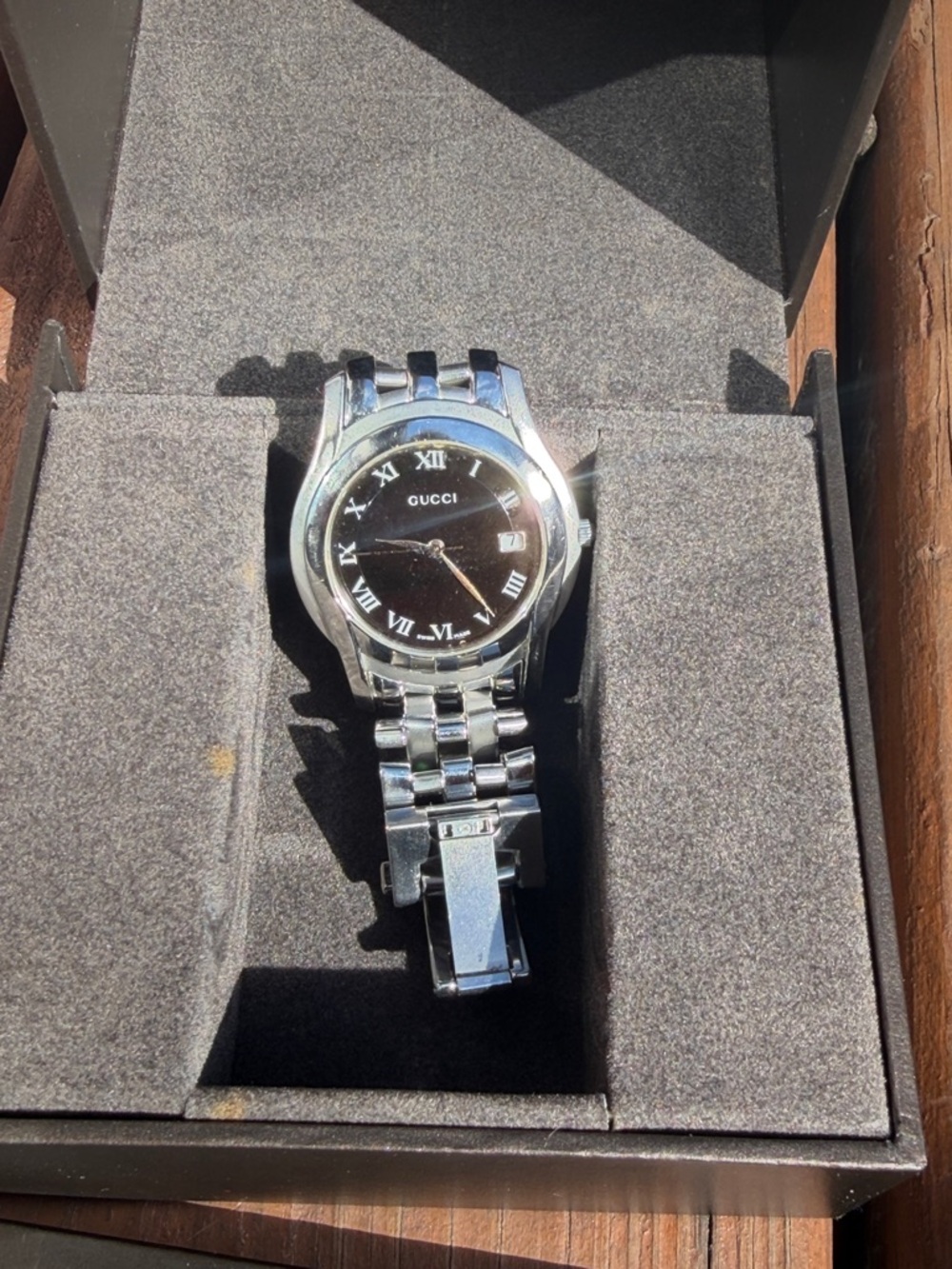 Gucci Silver Bracelet Watch with Black Dial - Picture 5 of 5